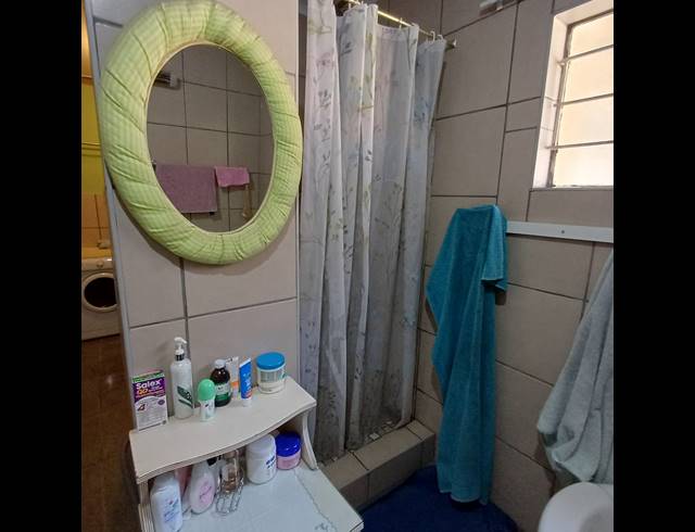 3 BEDROOM HOUSE FOR SALE IN BUYSCELIA